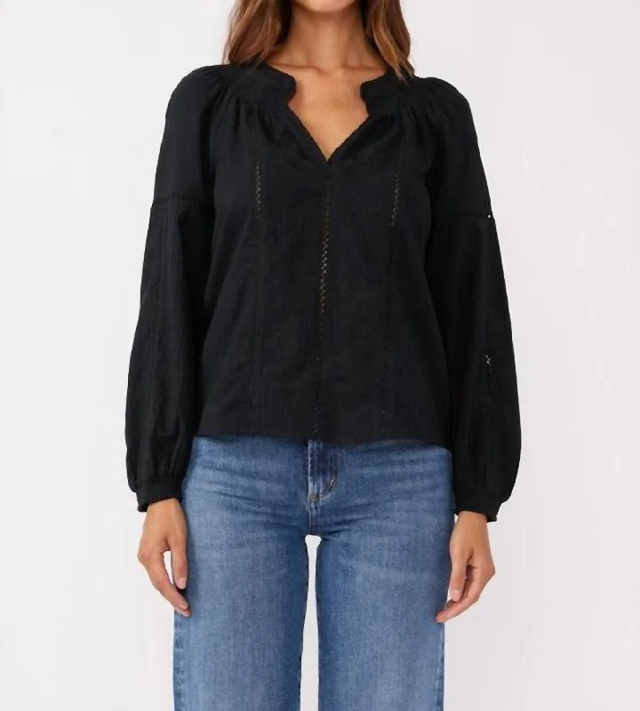 Viola Blouse In Black Everyday Stylish Blouse