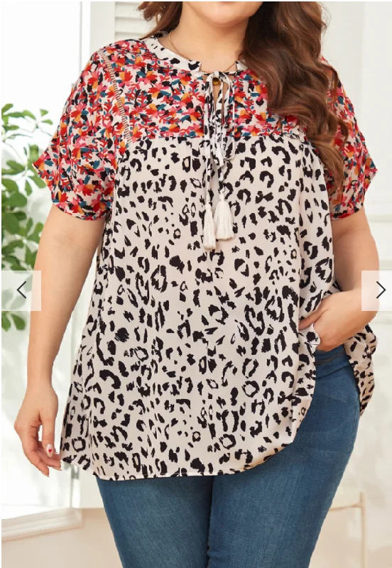 Boho Plus Size Leopard Print Short Sleeve Blouse Peter Pan Blouse