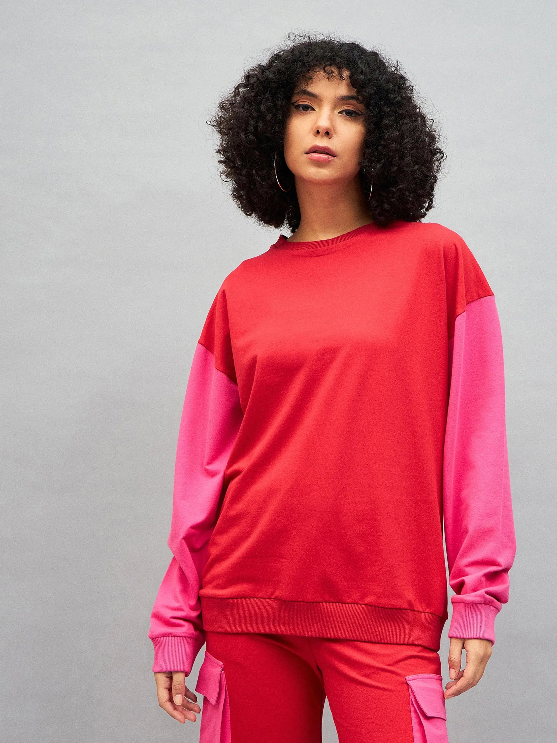 Women Red Knitted Colourblock Oversize Sweatshirt Hoodie with Elastic Waist Stretchable Comfortable Women Red Knitted Colourblock Oversize Sweatshirt Hoodie with Elastic Waist Stretchable Comfortable