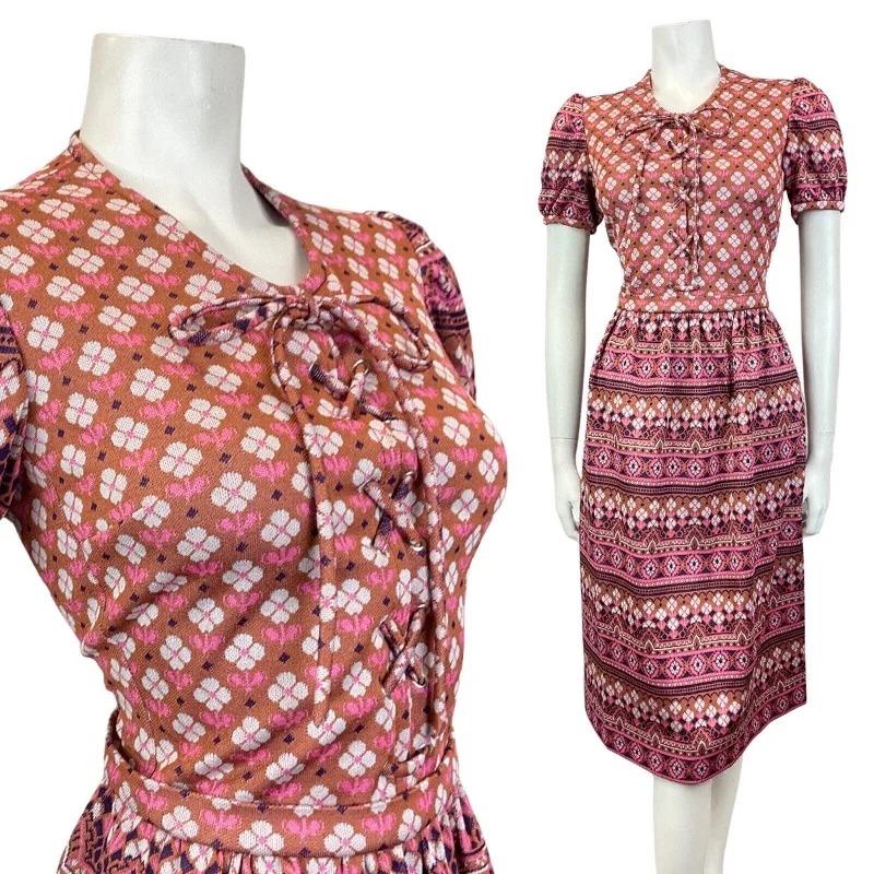 VINTAGE 60s 70s BROWN PINK WHITE GEOMETRIC DAISY LACE-UP BOHO FOLK MOD DRESS 10 Maxi Flowy Bohemian VINTAGE 60s 70s BROWN PINK WHITE GEOMETRIC DAISY LACE-UP BOHO FOLK MOD DRESS 10 Maxi Flowy Bohemian