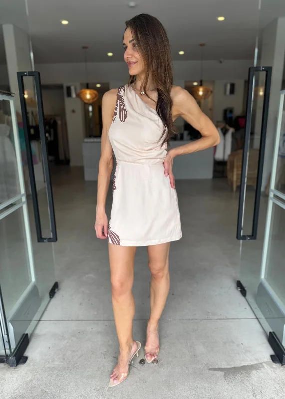 PALMERA MINI DRESS Classic Shift Mini Dress