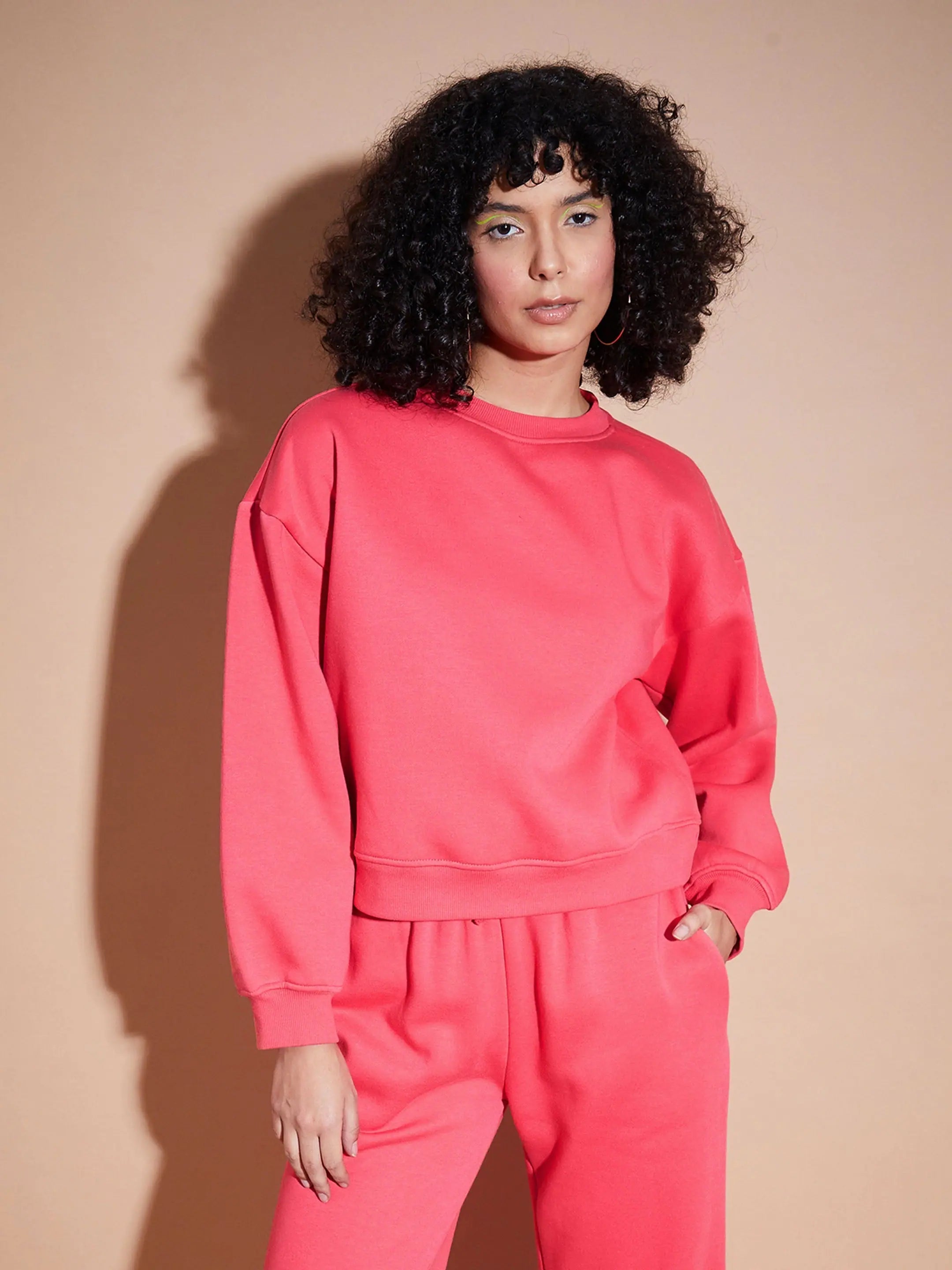 Women Pink Premium Fleece Oversized Sweatshirt Hoodie with Batwing Sleeves Loose Dramatic Women Pink Premium Fleece Oversized Sweatshirt Hoodie with Batwing Sleeves Loose Dramatic