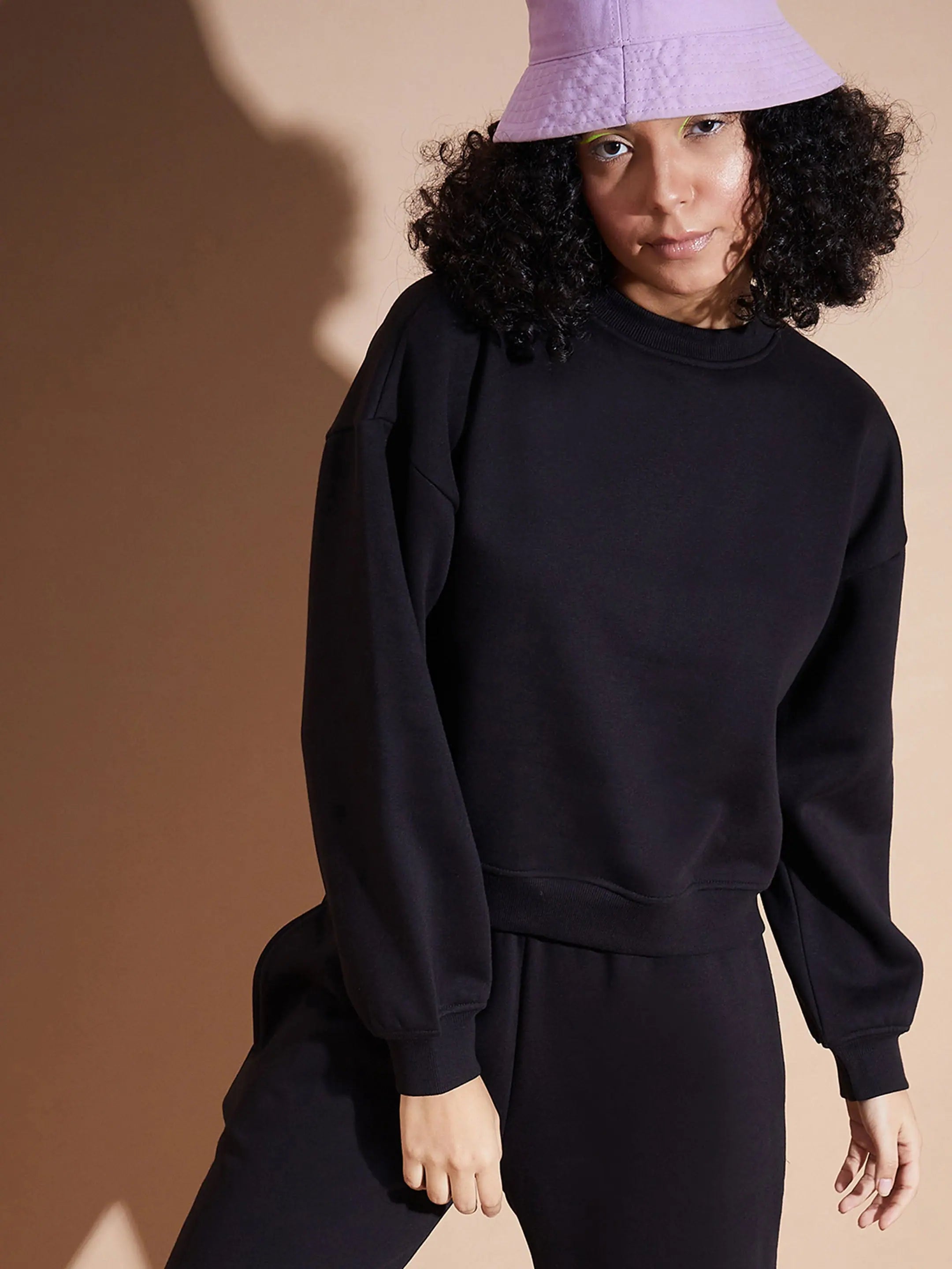 Women Black Premium Fleece Oversized Sweatshirt Hoodie with Hem Ribbing Snug Secure