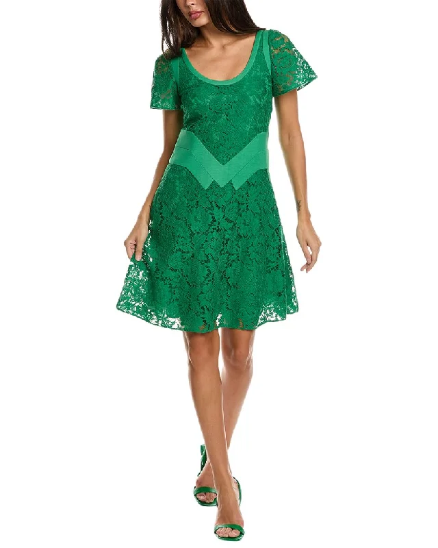 Valentino Lace A-Line Dress Tunics Long Elegant