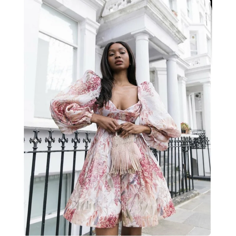 Open Back Floral Mini Dress Elegant Mini Dress with Pleats