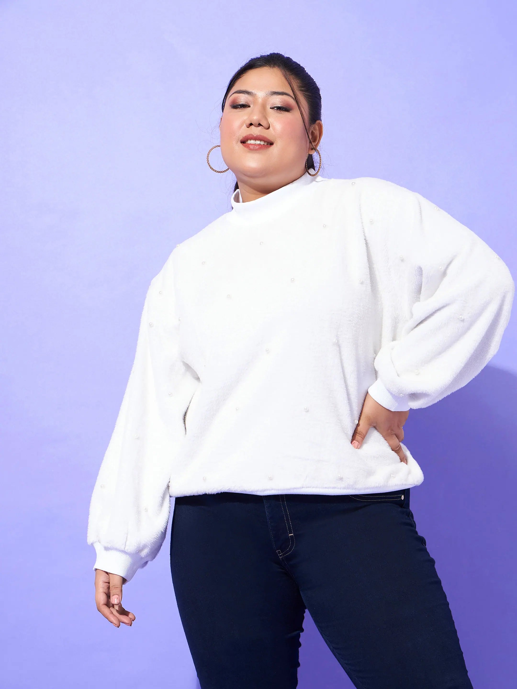 Women White Fleece Fur Pearl Detail Sweatshirt Hoodie with Slit Hem Functional Movement Women White Fleece Fur Pearl Detail Sweatshirt Hoodie with Slit Hem Functional Movement