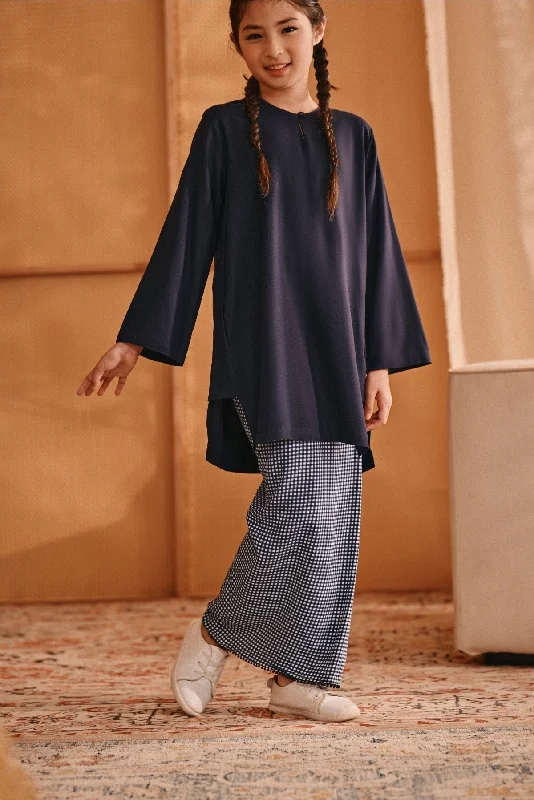 The Nest Folded Skirt - Blue Checked zip skirt side
