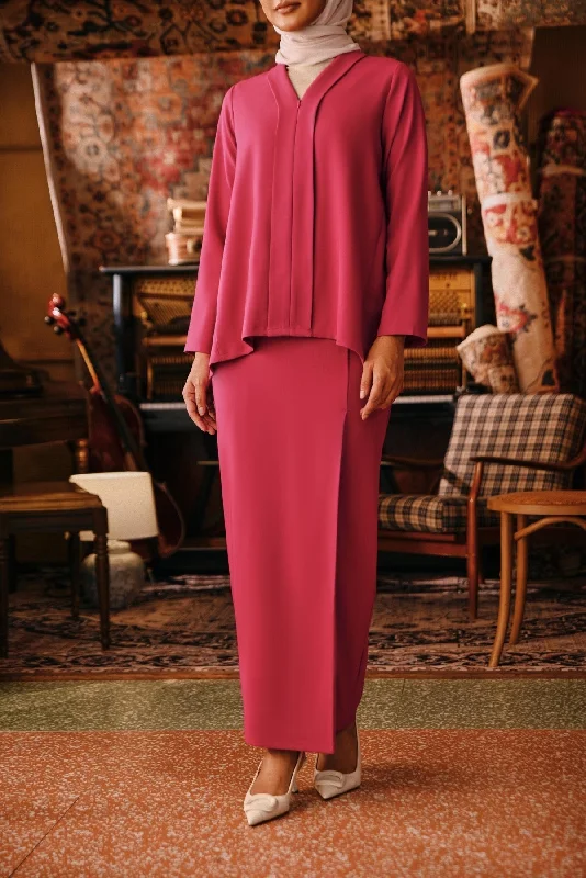 The Akar Kita Women Folded Skirt - Magenta wrap skirt elegant