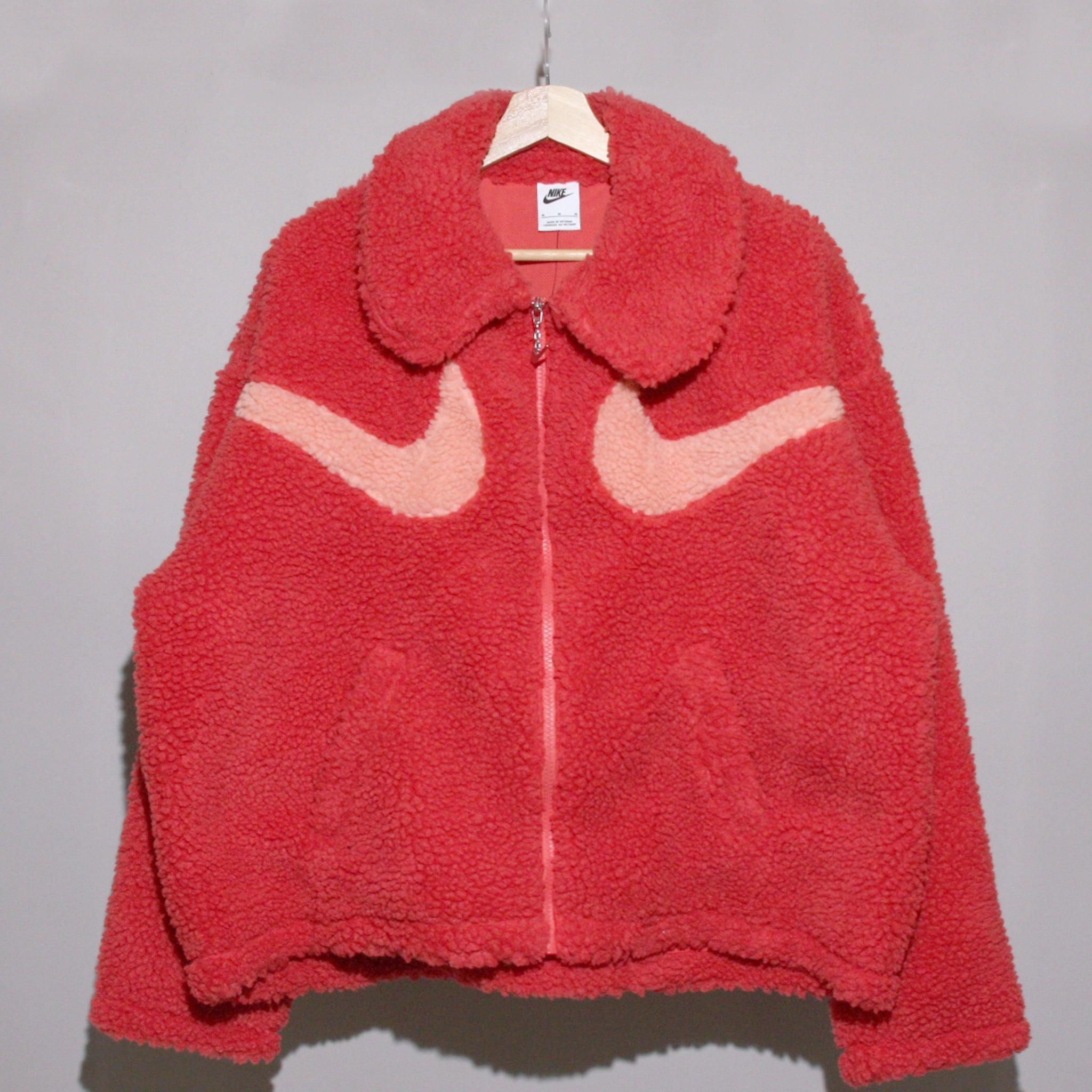 NIKE Womens Sportswear Swoosh Sherpa Oversized Jacket Plaid Jacket Tartan Jacket Houndstooth Jacket NIKE Womens Sportswear Swoosh Sherpa Oversized Jacket Plaid Jacket Tartan Jacket Houndstooth Jacket