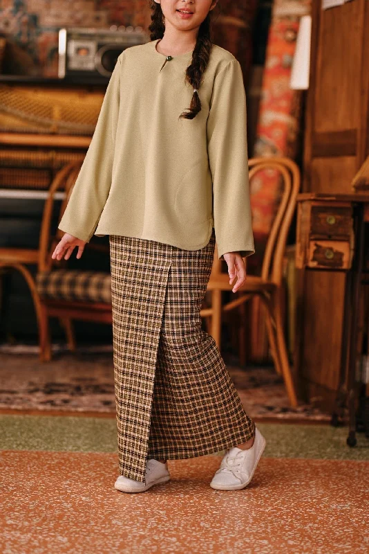 The Akar Kita Folded Skirt - Evergreen Grid midi skirt versatile