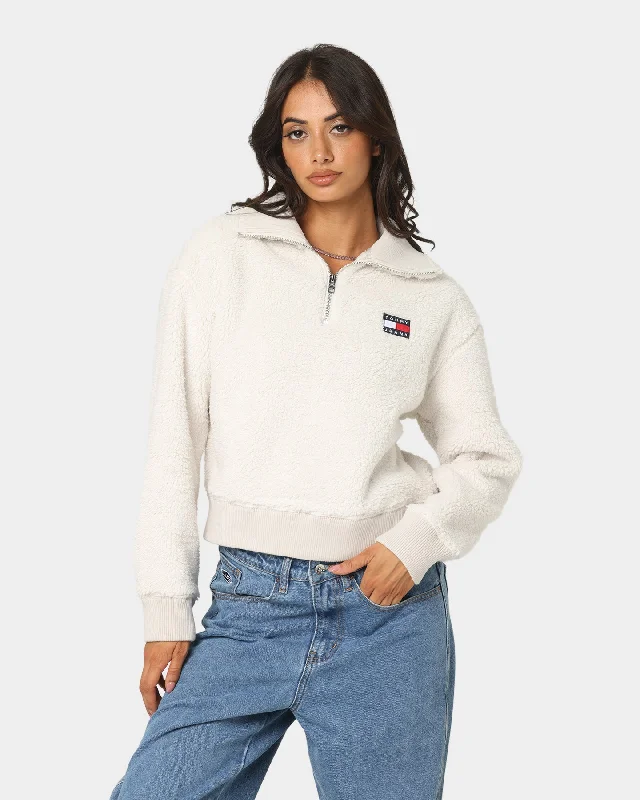 Tommy Jeans Women's Plush Badge Quarter Zip Sweater Stony Beige Stretchy Elastic Breathable Tommy Jeans Women's Plush Badge Quarter Zip Sweater Stony Beige Stretchy Elastic Breathable
