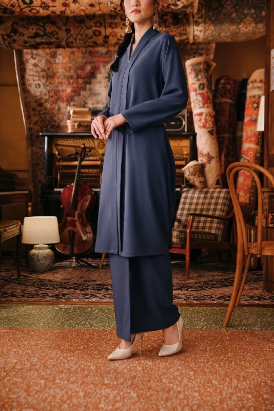 The Akar Kita Women Folded Skirt - England Blue spandex blend skirt