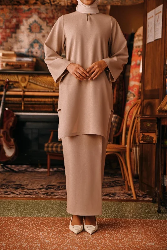 The Akar Kita Women Folded Skirt - Moonlight Ash leather skirt bold