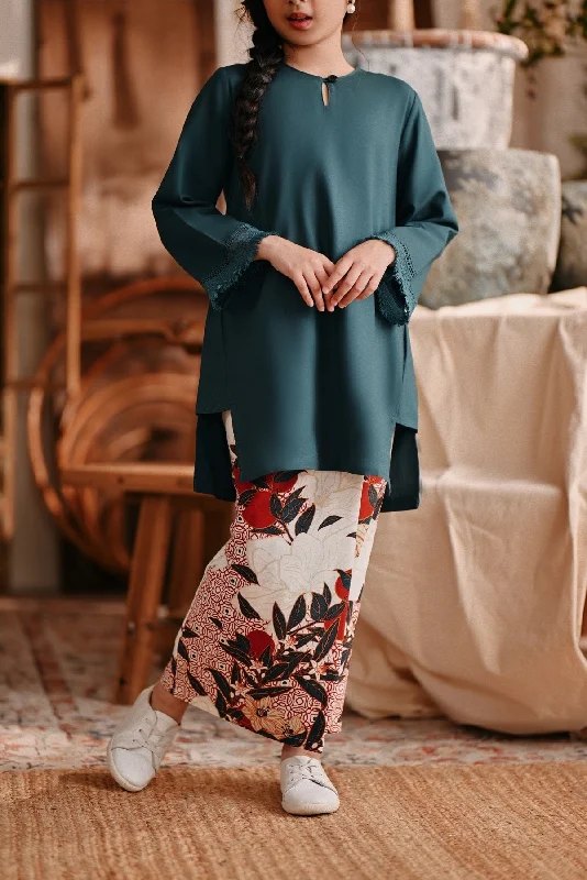 The Bay Folded Skirt - Blooming cashmere skirt rich