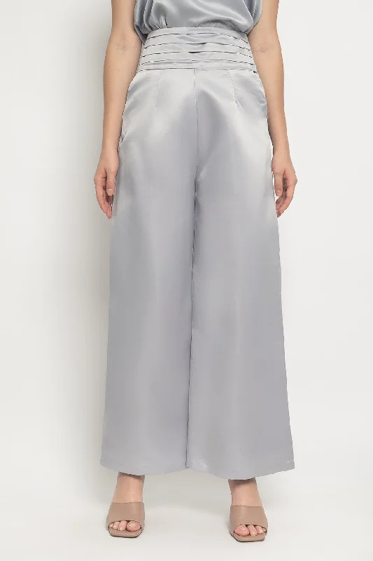 Peggy Pants in Silver Fashionable Tapered Leg Pants