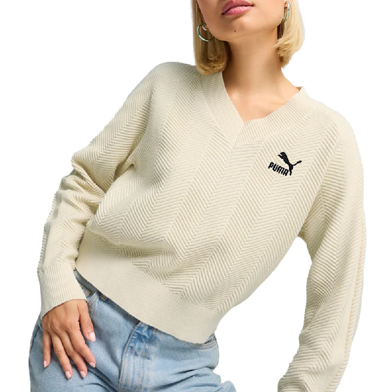 T7 Knitted Logo V Neck Long Sleeve Sweater Welt Pockets Slit Pockets Flap Pockets
