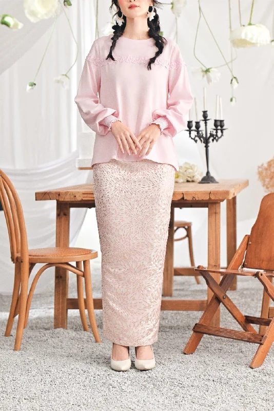 The Mimpian Women Jacquard Skirt - Spring Rose lace skirt feminine